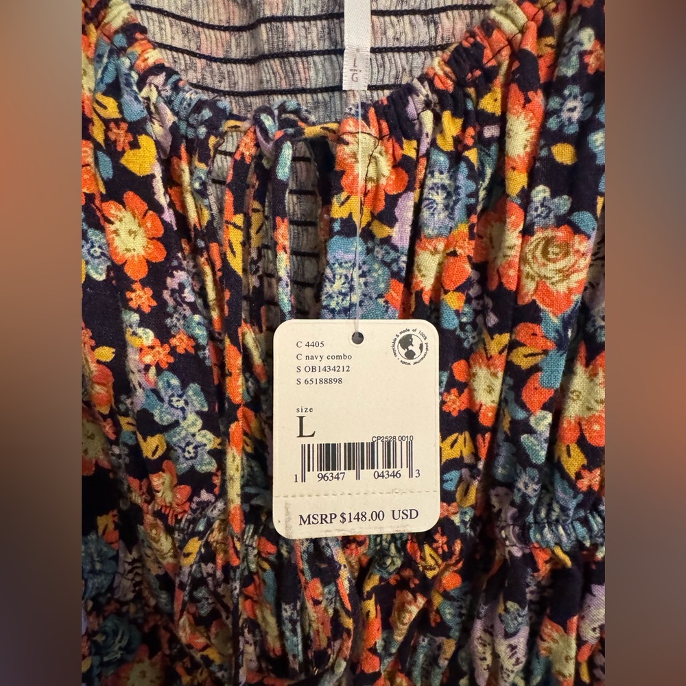Free People Show Me Love Romper Navy Floral Combo NWT Size L - Picture 10 of 11